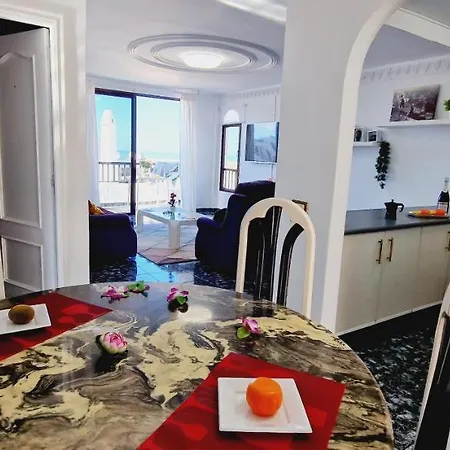 Garajonay 3 Bedrooms Apartment, Ocean & Pool View * Playa Fanabe