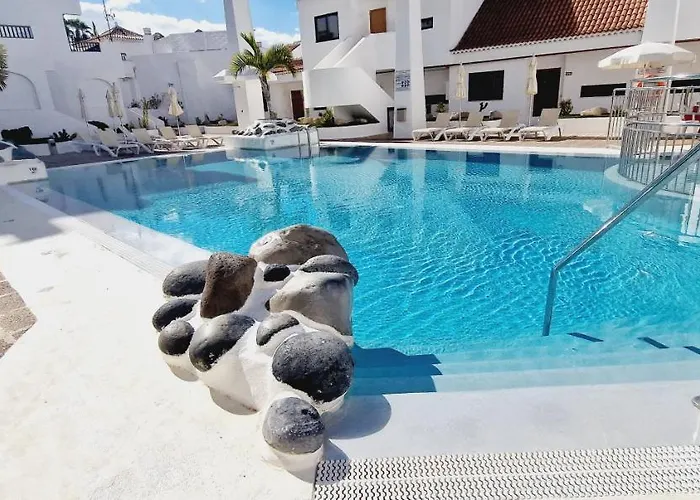 Garajonay 3 Bedrooms Apartment, Ocean & Pool View