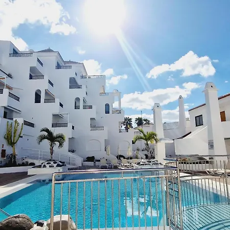 Garajonay 3 Bedrooms Apartment, Ocean & Pool View