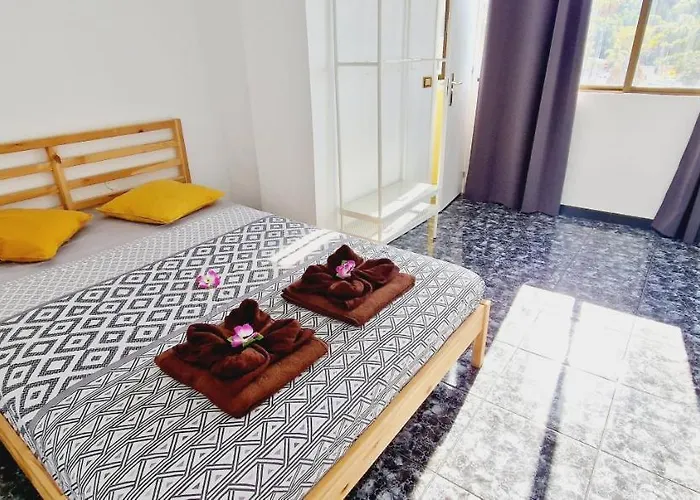 Garajonay 3 Bedrooms Apartment, Ocean & Pool View Semesterbostad *