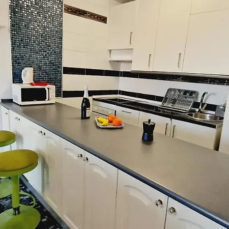 Garajonay 3 Bedrooms Apartment, Ocean & Pool View بيت للعطل