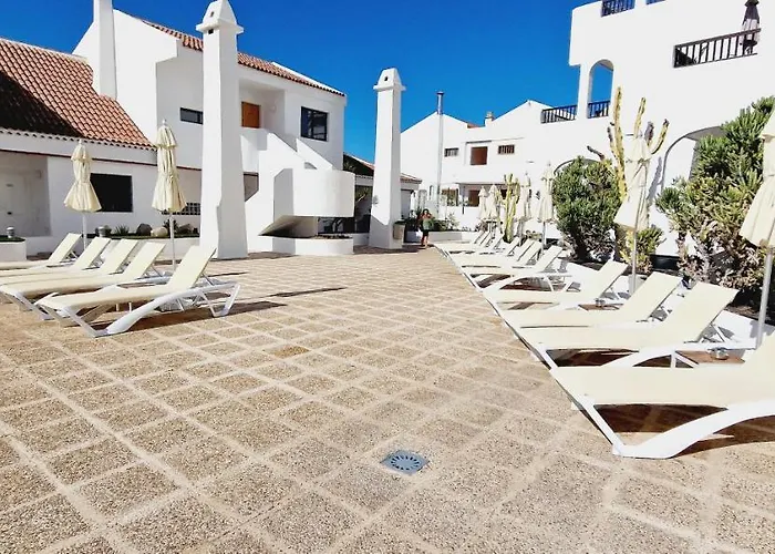 Garajonay 3 Bedrooms Apartment, Ocean & Pool View Hébergement de vacances *